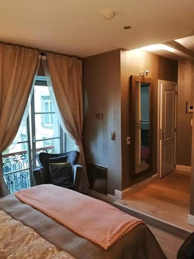 La Chambre Du Chateau De Bernalmont Lieja Exterior foto